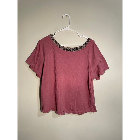 Kori America Pink Tshirt with Cheetah Print Trim - Picture 1 of 8